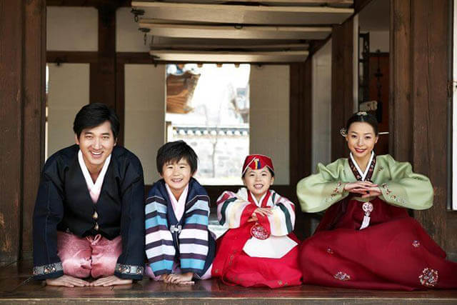 Dạy kỹ năng sống cho trẻ mầm non vào dịp Tết theo cách các bà mẹ châu Á 4