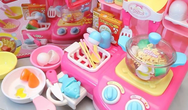 Giúp cha mẹ chọn đồ chơi cho bé gái phù hợp nhất