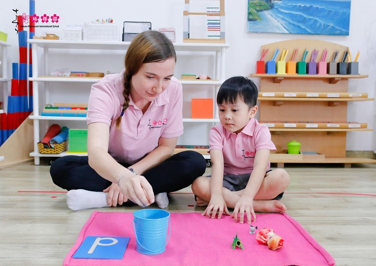 Cho bé nghe tiếng anh nhiều hơn