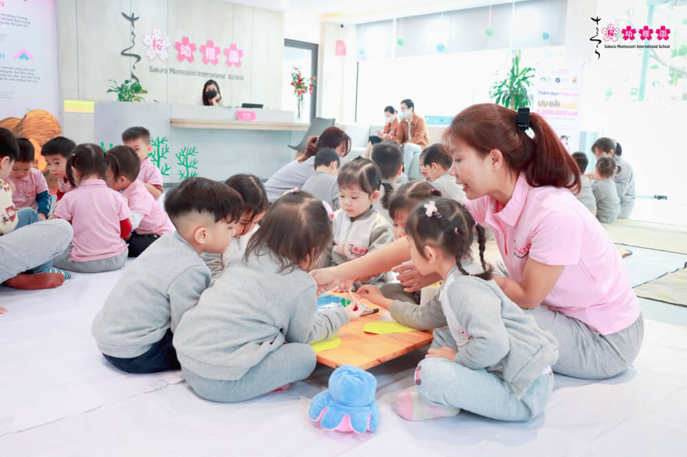 dạy kỹ năng sống cho trẻ 2 tuổi