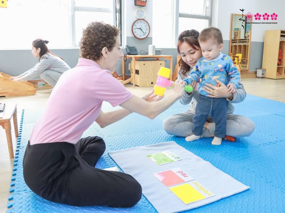 dạy tiếng anh cho trẻ 3 tuổi tại nhà