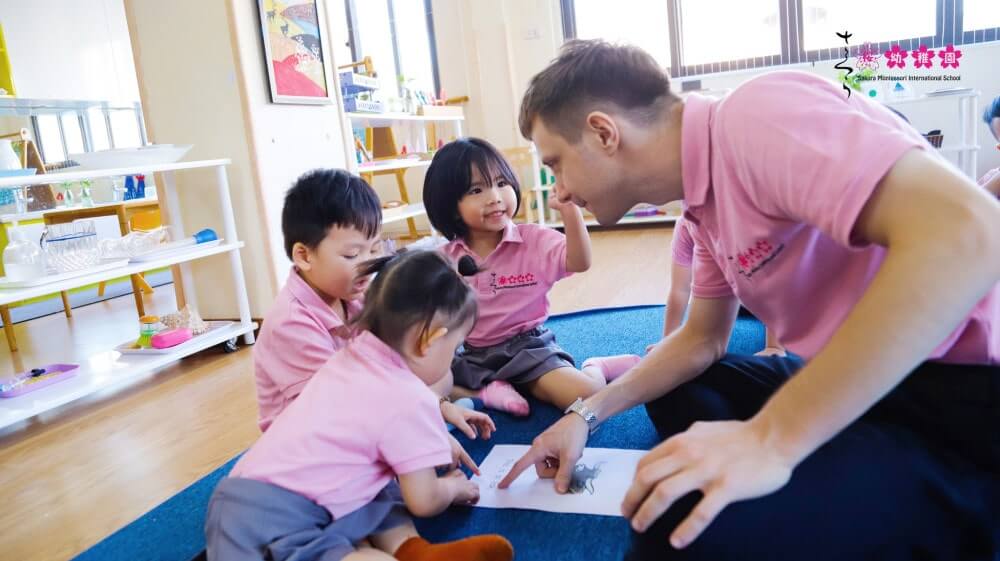 dạy tiếng anh cho trẻ 3 tuổi tại nhà