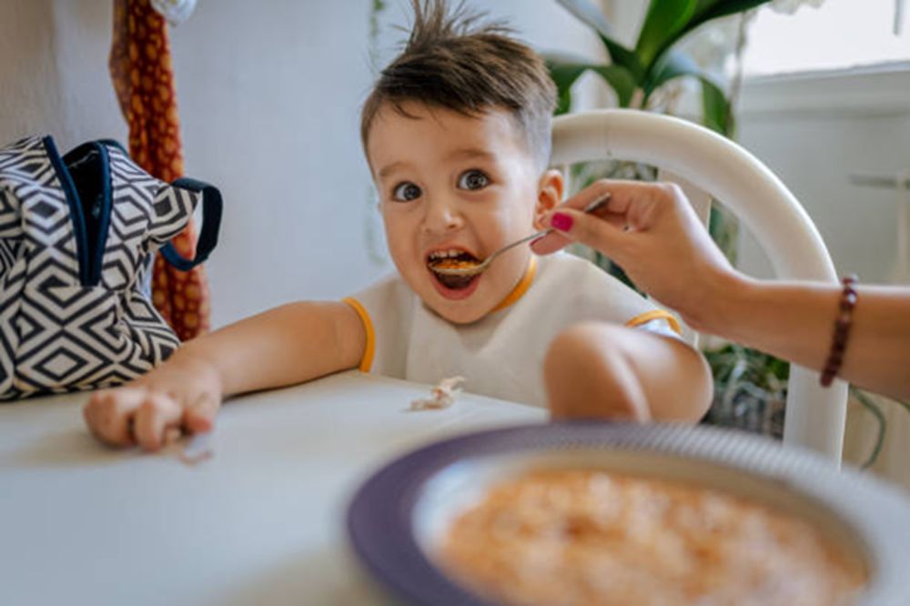 thực đơn ăn dặm BLW cho bé 11 tháng 