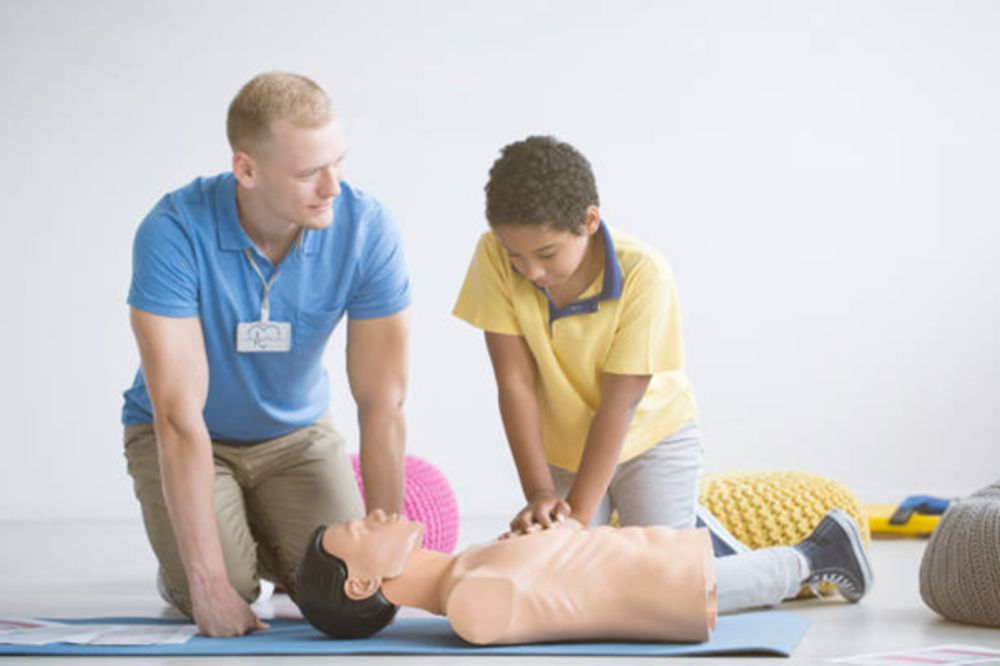 Cách xử lý khi trẻ bị hóc dẫn đến hôn mê