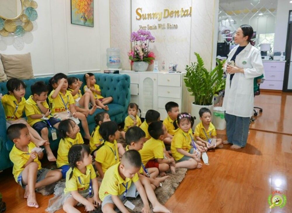 giữ trẻ 7 tháng tuổi