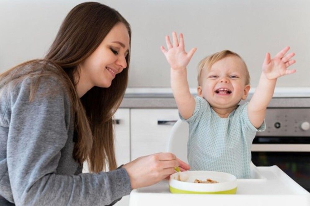 các phương pháp ăn dặm cho bé 6 tháng tuổi