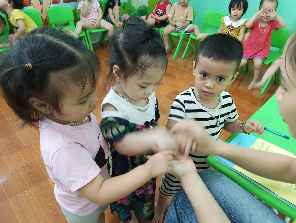 Chi chi chành chành - Trò chơi dân gian được trẻ yêu thích