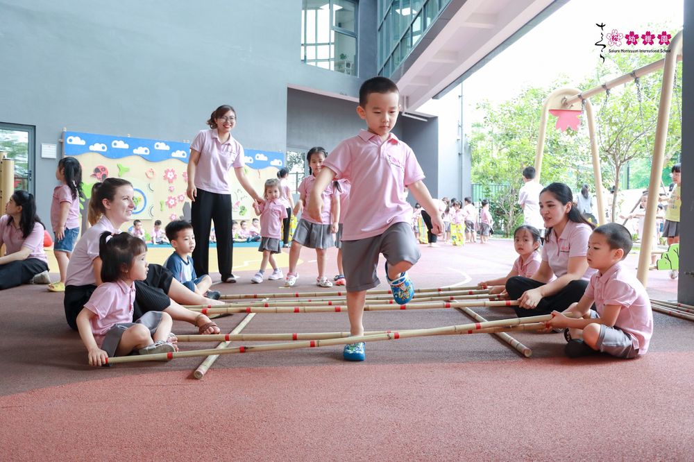 Nhảy sạp giúp trẻ hoàn thiện nhiều kỹ năng