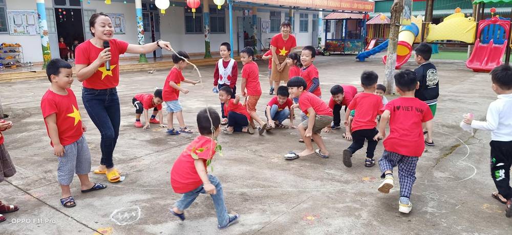 Ếch ở dưới ao là trò chơi vận động được trẻ em yêu thích