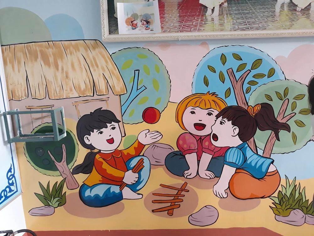 Thiếu nhi cùng Chơi chuyền vui vẻ