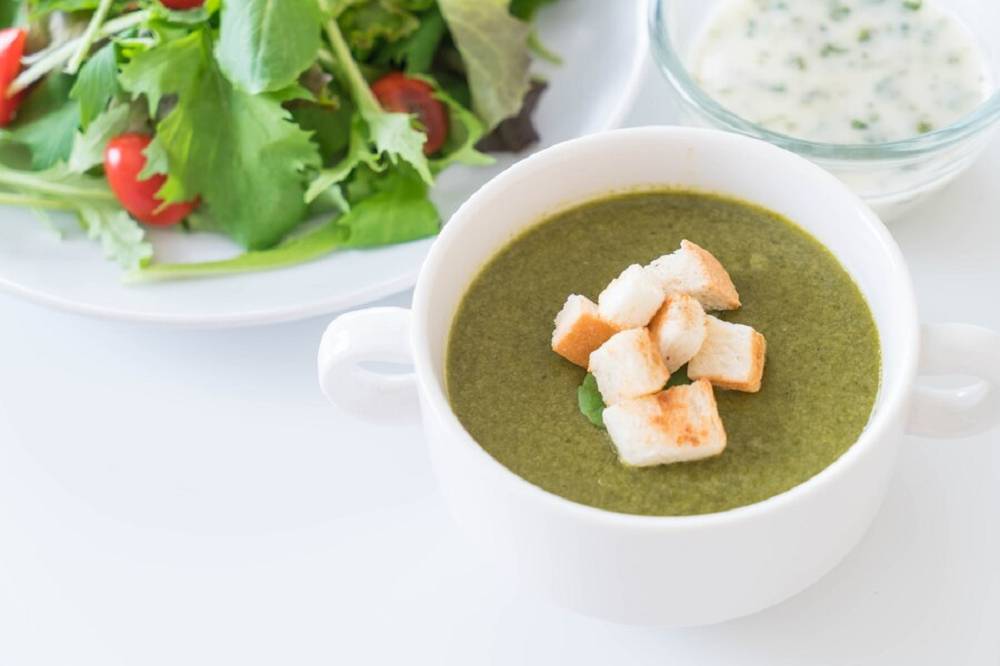 ăn dặm truyền thống cho bé 8 tháng