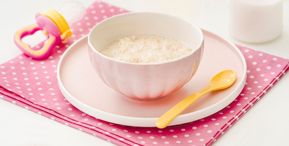 Cháo thịt gà cung cấp nhiều protein cho bé