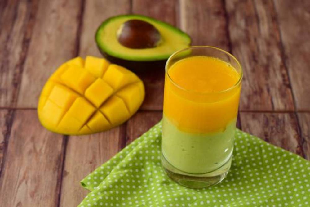 Món bơ dầm xoài cho bé ăn dặm