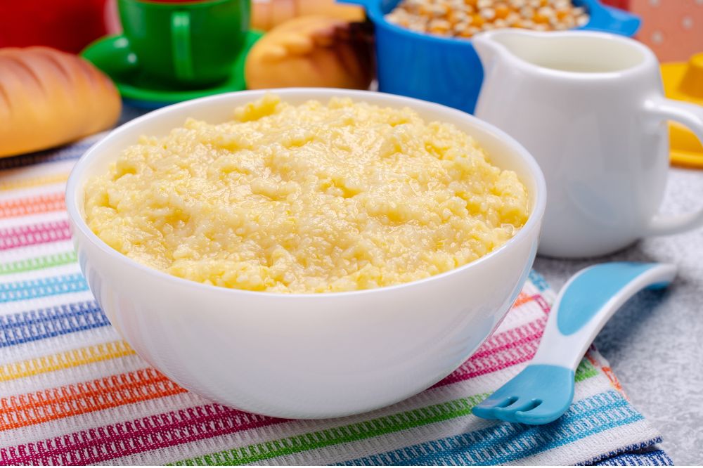 Món cháo ngô ngọt cơ bản cho bé ăn dặm