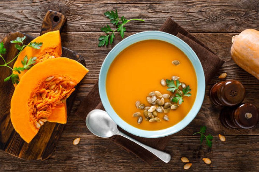 Thành phẩm món bí đỏ nghiền cho bé ăn dặm