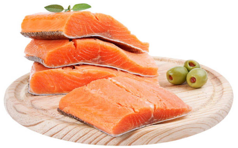 Cá hồi nấu cháo cho bé từ 7 tháng tuổi ăn dặm