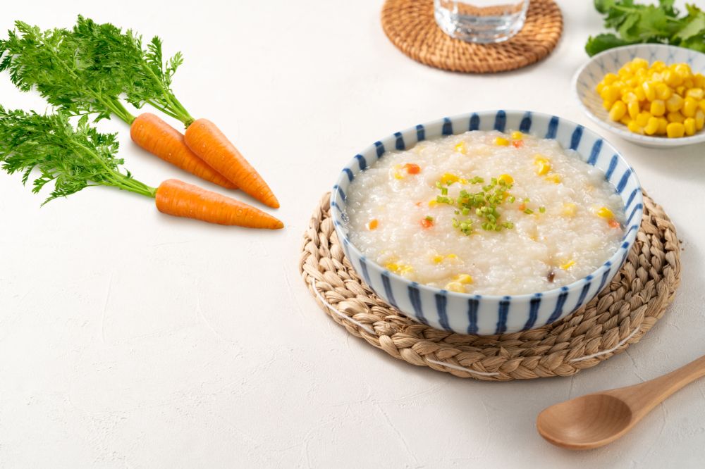 Cháo bắp cà rốt giúp phát triển thị lực