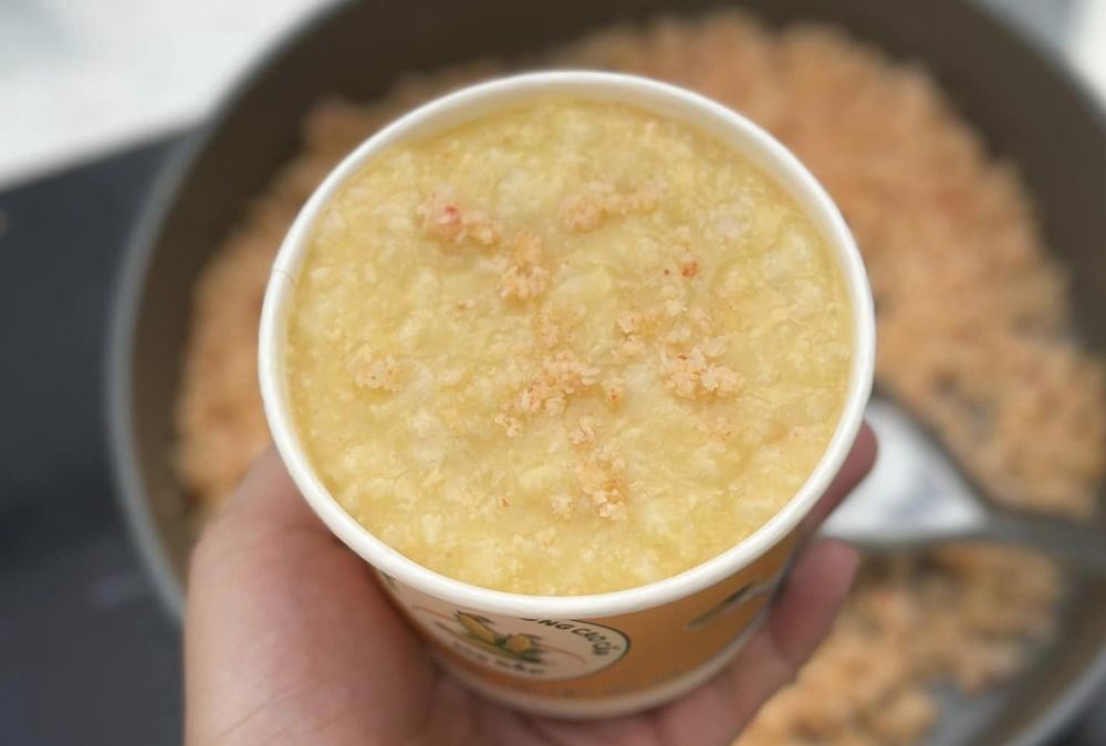 Cháo chà bông cá hồi, đậu xanh