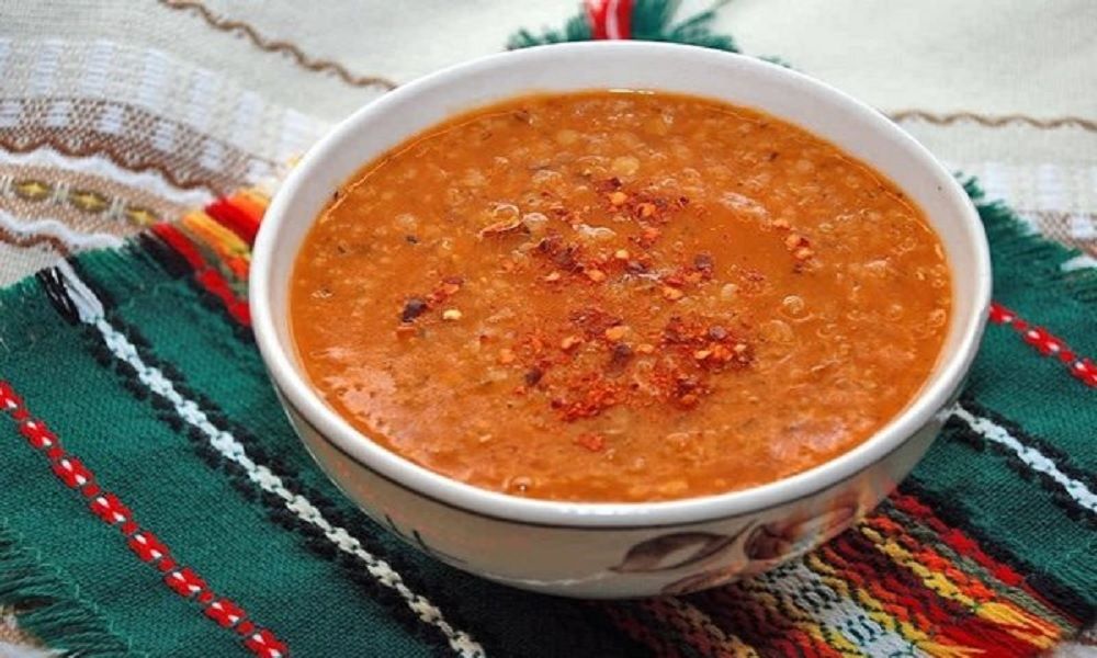 Cháo đậu lăng đỏ cá hồi cho bé ăn dặm