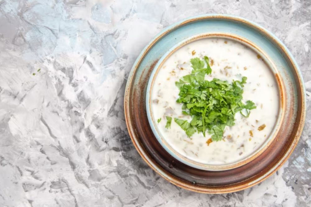 Cháo gà rau cải cho bé ăn dặm