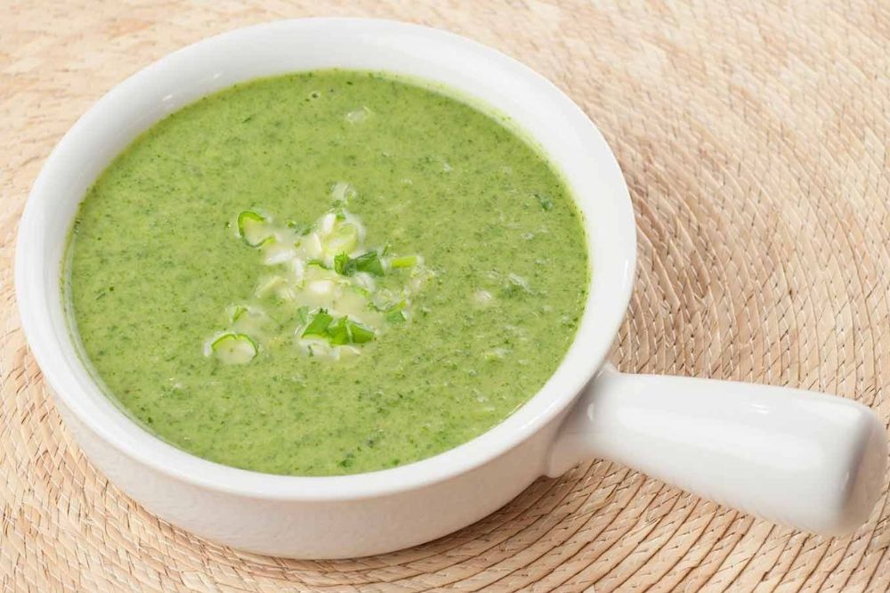 Cháo gà rau ngót cho trẻ ăn dặm