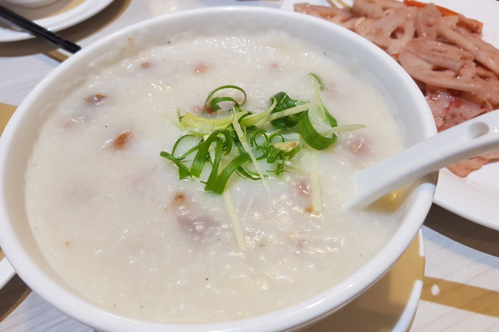 Cháo thịt bò đơn giản cho bé ăn dặm