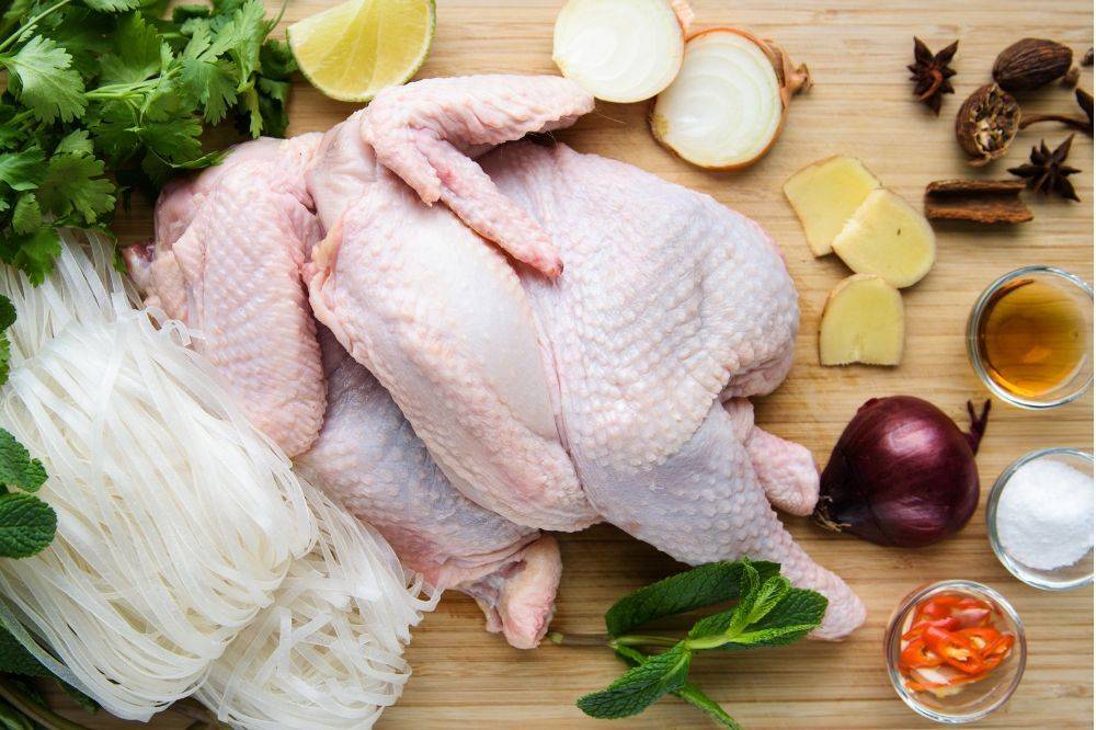 Lợi ích của thịt gà ăn dặm cho bé