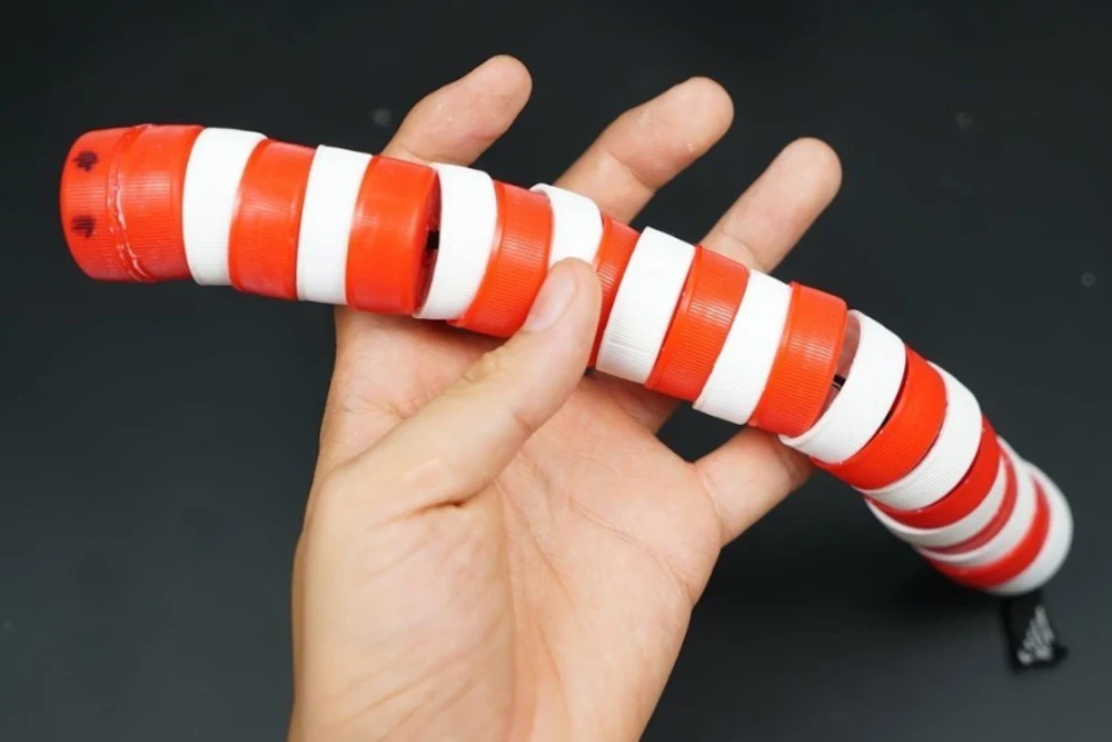 Cách làm con rắn từ chai nhựa siêu đơn giản