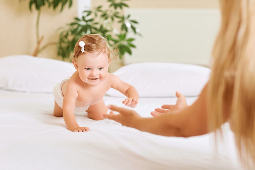 Bò giúp bé yêu khám phá thế giới xung quanh một cách đầy hứng khởi, đồng thời phát triển toàn diện về thể chất và trí tuệ.