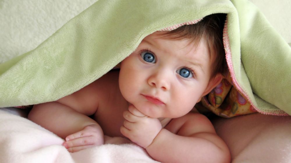 Nháy mắt là phản xạ tự nhiên nhưng cần chú ý nếu tần suất bất thường