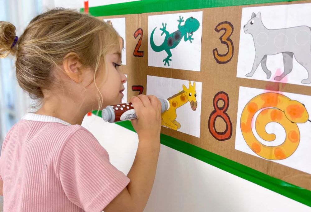 Dạy bé đếm số kẹo, hạt đậu - cách học số tự nhiên và thú vị (Ảnh: sưu tầm internet).