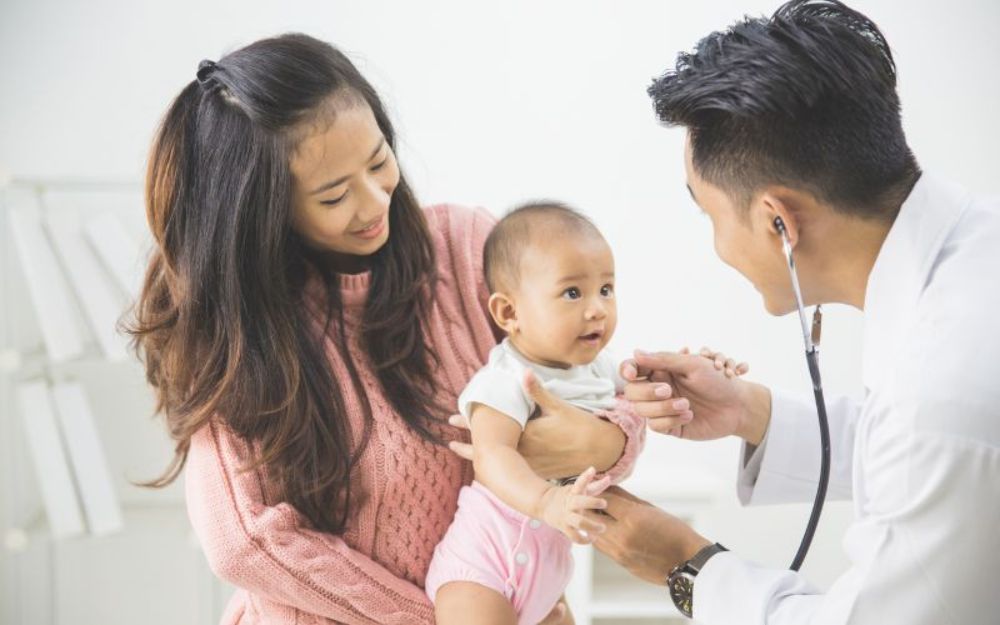 Đừng ngần ngại tham khảo ý kiến chuyên gia khi mẹ có bất kỳ lo lắng nào về sức khỏe và dinh dưỡng của con