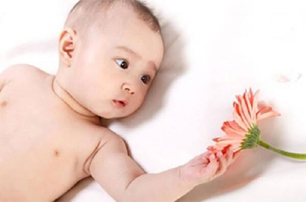 Chạm chất liệu – Khám phá xúc giác