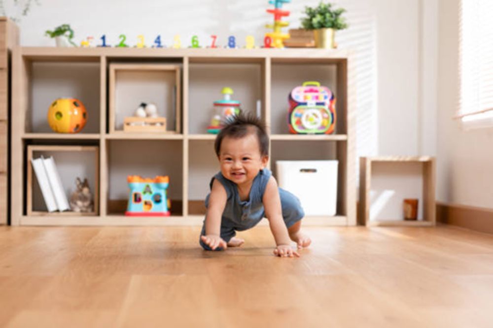 Hiểu đúng khủng hoảng lo âu xa cách khi gửi trẻ 6 tháng