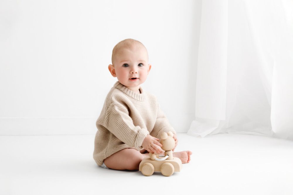 Kiên trì hỗ trợ bé tự ngủ giúp con vượt qua giai đoạn khủng hoảng ngủ 7 tháng