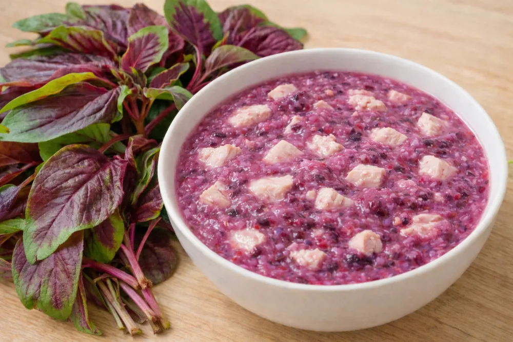 Cháo ức gà rau dền