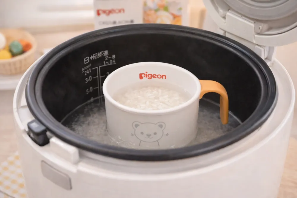 Dụng cụ hỗ trợ đắc lực giúp mẹ nấu cơm nát cùng lúc với cơm gia đình.