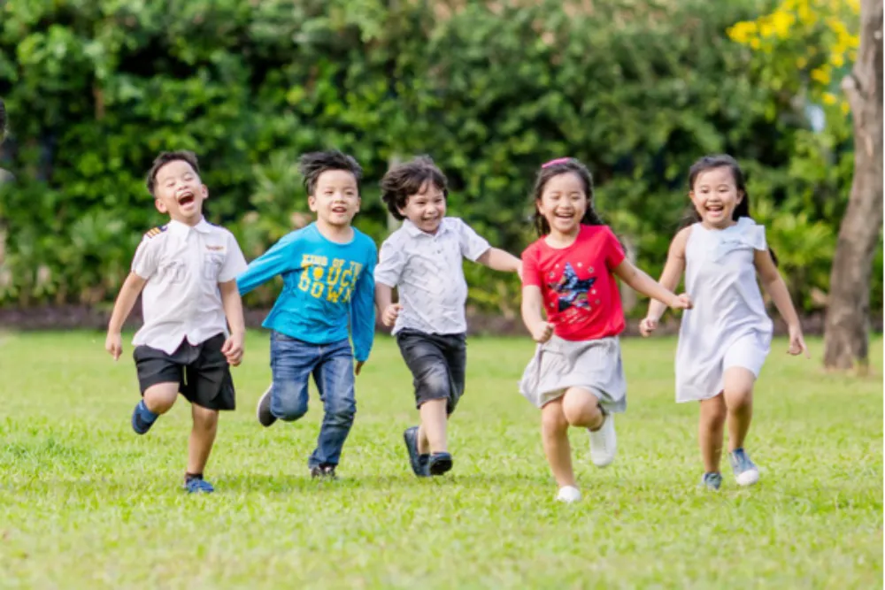Đánh giá thể trạng của trẻ cần dựa trên cả chiều cao, cân nặng và mức độ vận động